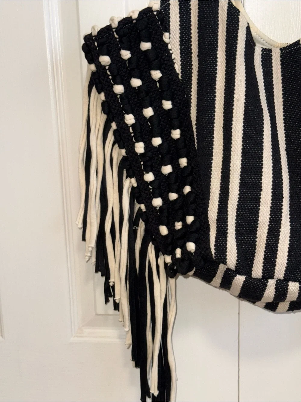 NWT- no boundaries ,Striped Fringe Tote Bag - Black & Cream w/ 2 inside pockets.